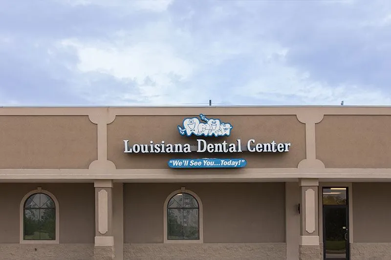 Front desk and waiting area at Louisiana Dental Center Hammond